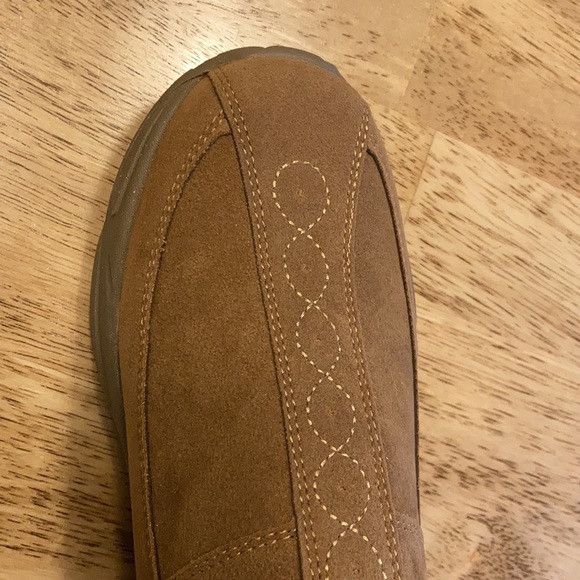 Carol Wright’s “Gail” faux Sherpa microsuede clog - Picture 10 of 10